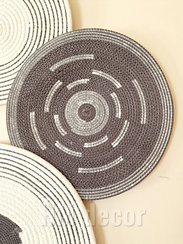 gray&white wall decorations 7