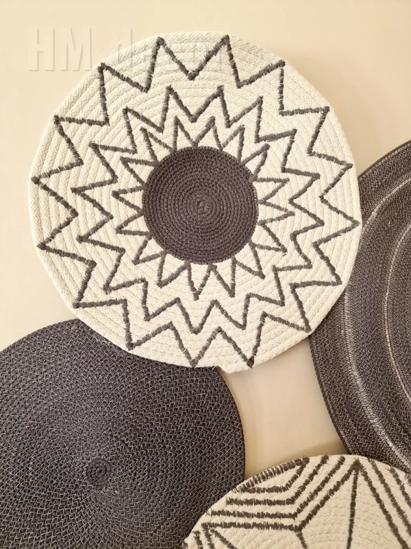 gray&white wall decorations 7