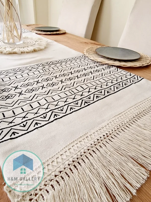 table runner desgin1