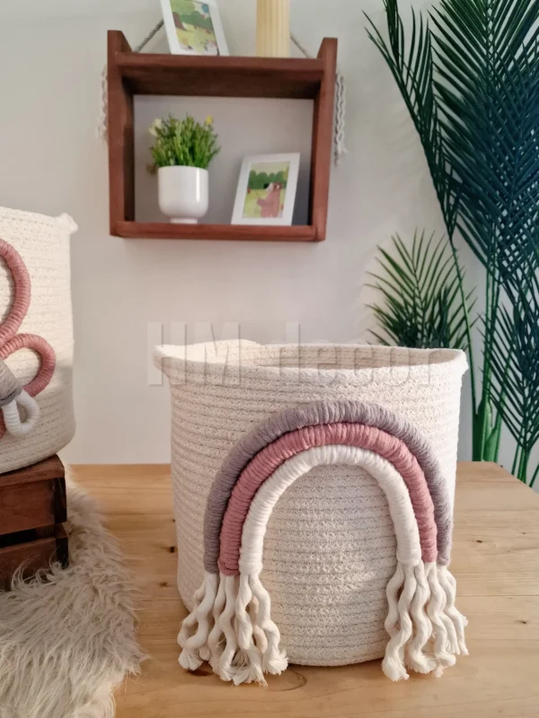 LogoLicious_20231109_155711 kids baskets shape1