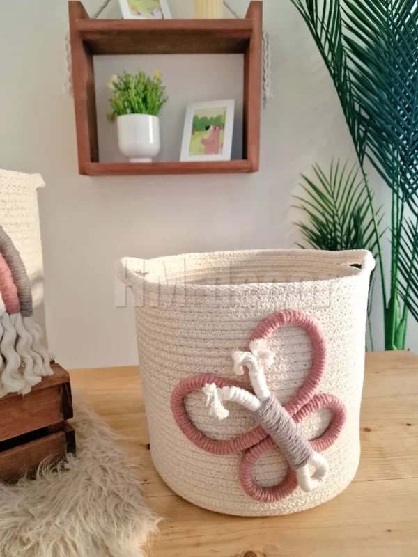 LogoLicious_20231109_155840 kids baskets shape1