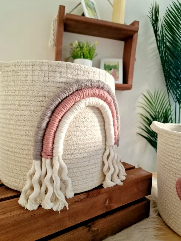 LogoLicious_20231109_174004 kids baskets shape1