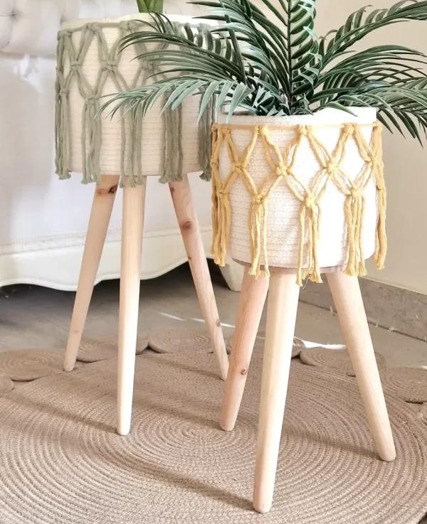 Plant pot with wooden stand shape10