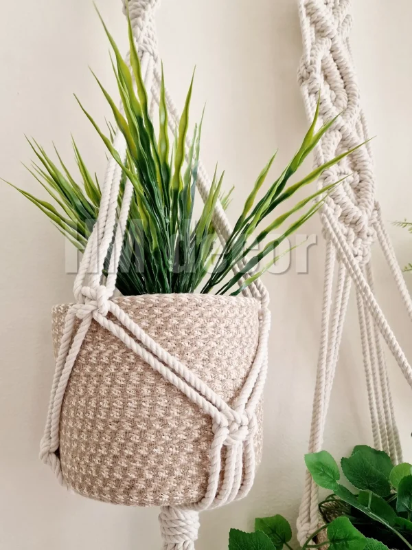 macrame hanging with pot&plant 7