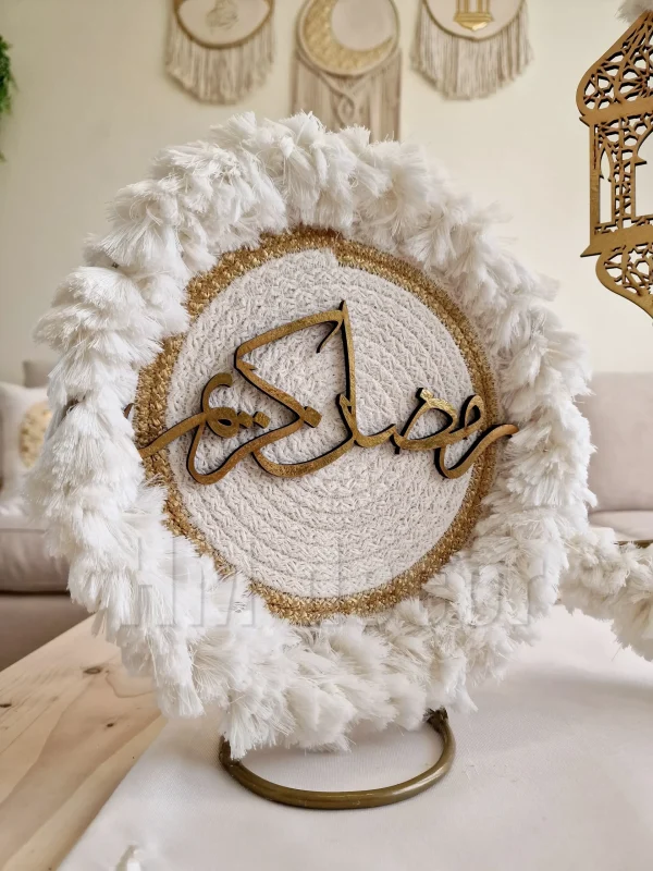 Helal&circle table stand design 2