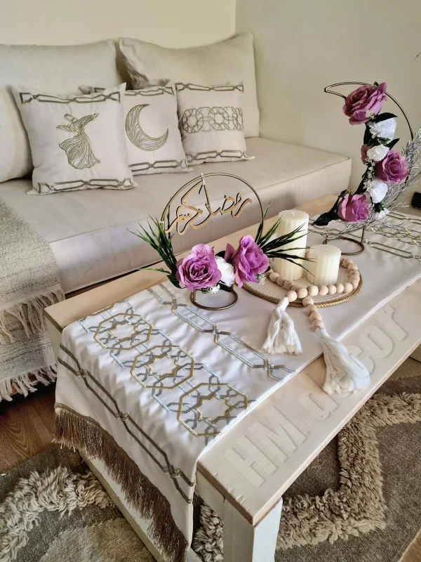 Silver&Gold table runner