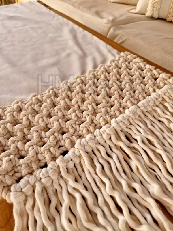runner 189 Macrame table runner desgin8