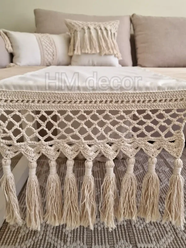 crochet design 5 Off white crochet design1