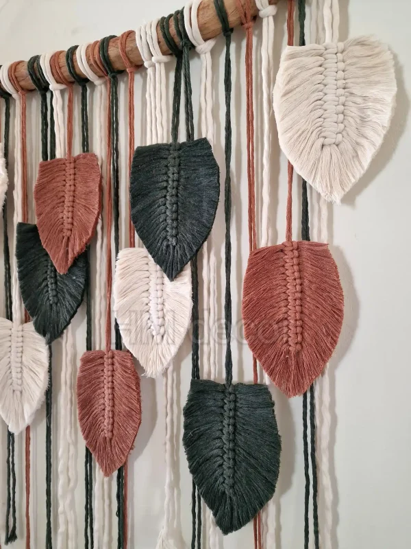 Feather macrame shape 46