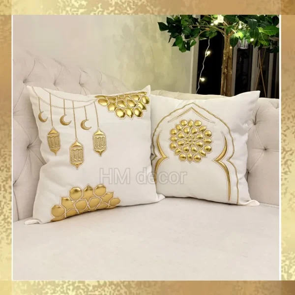 10 Durra Cushions