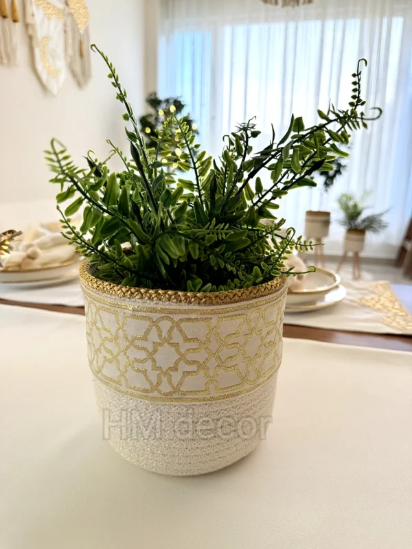 Gold Arabic accessories