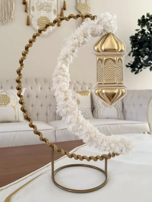 Durra crescent&circle