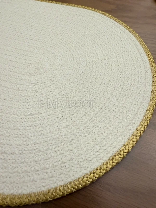 Durra dinning table set