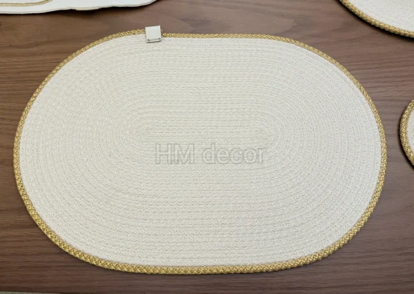 Durra dinning table set