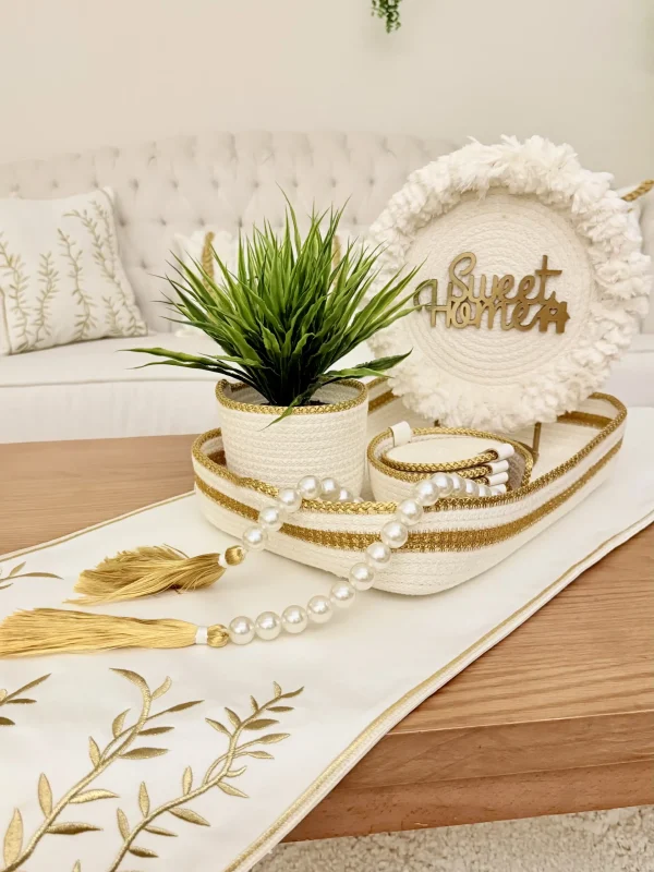 Glamour table Runner