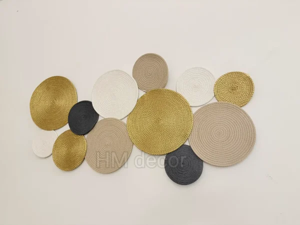 Royal wall decoration