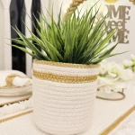 Royal table accessories