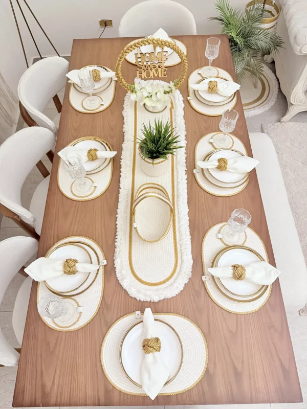 Royal dinning table set