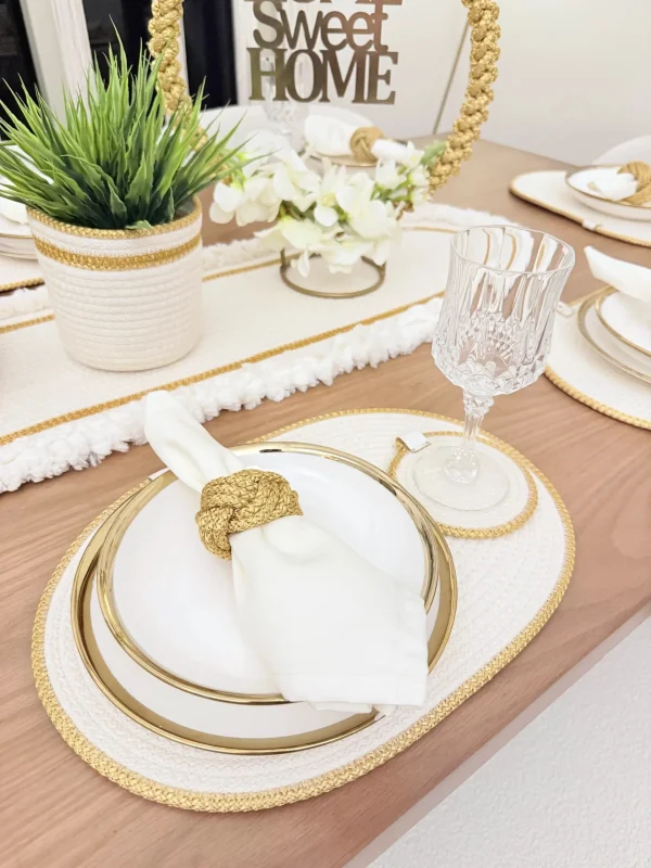 Royal dinning table set