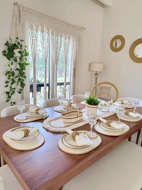 Royal dinning table set