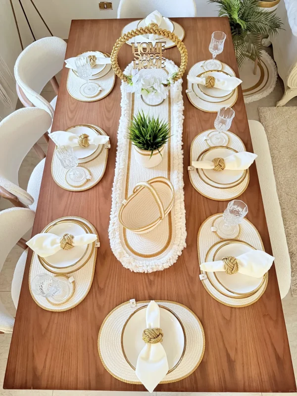 Royal dinning table set