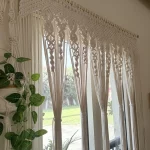 Royal curtain