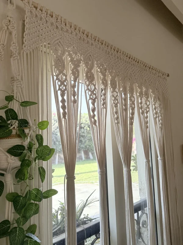 Royal curtain