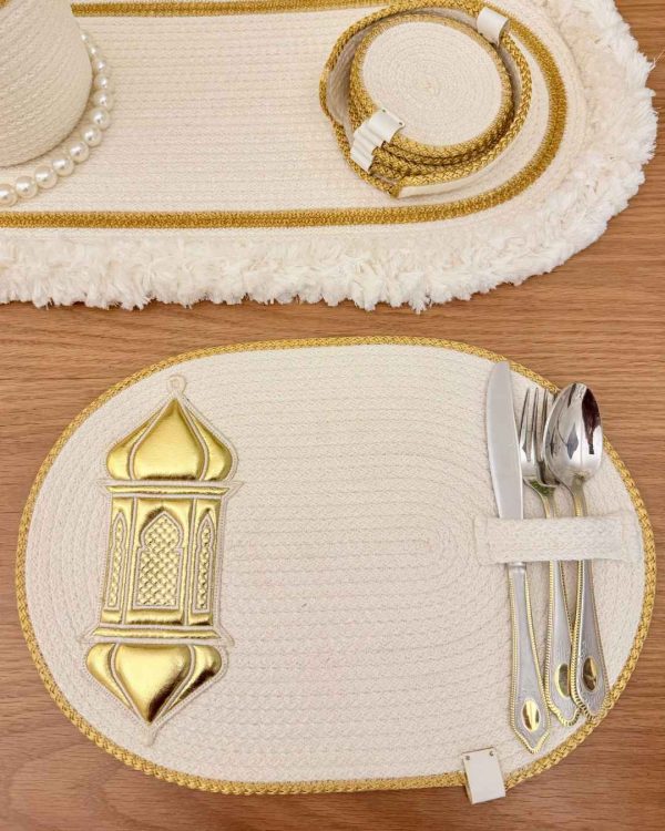 Durra dinning table & coasters