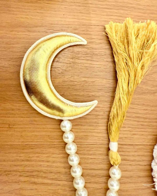 Pearl beads with helal