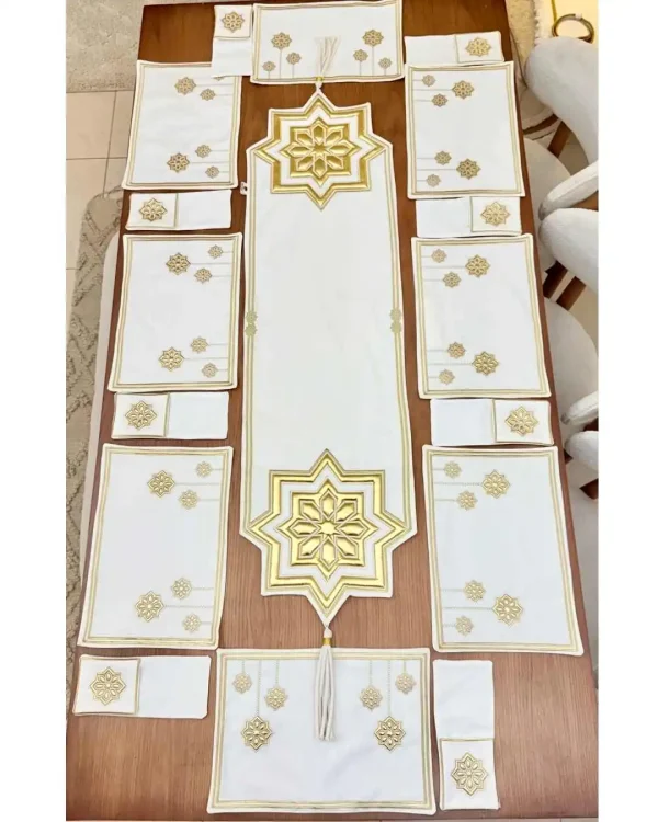 22 Mesaan dinning table Runner & placemats & table pouch