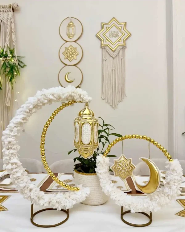 Mesaan Helal&circle table stand